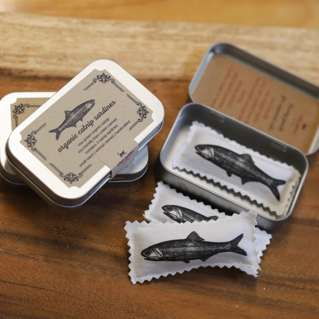 Catnip Cat Toy Tin of Sardines sfingidayatx